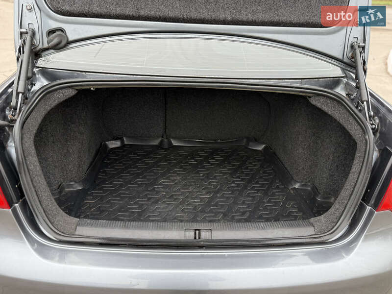 Седан Volkswagen Jetta 2008 в Лубнах фото 31 Седан Volkswagen Jetta 2008 в Лубнах