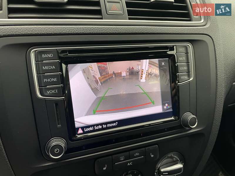 Седан Volkswagen Jetta 2016 в Киеве