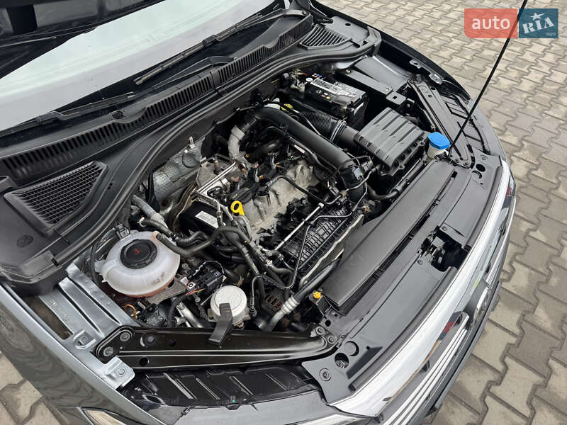 Седан Volkswagen Jetta 2018 в Луцке