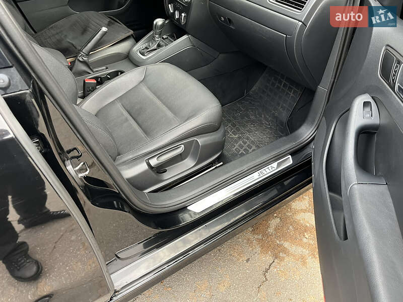 Седан Volkswagen Jetta 2011 в Житомире фото 21 Седан Volkswagen Jetta 2011 в Житомире