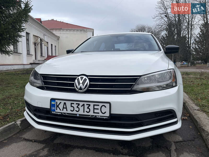 Седан Volkswagen Jetta 2016 в Ромнах фото 2 Седан Volkswagen Jetta 2016 в Ромнах