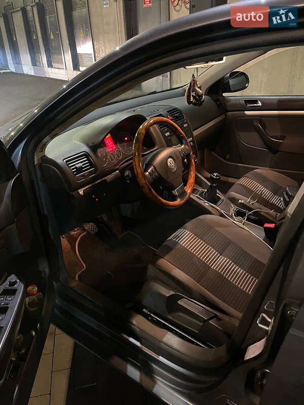 Седан Volkswagen Jetta 2008 в Киеве