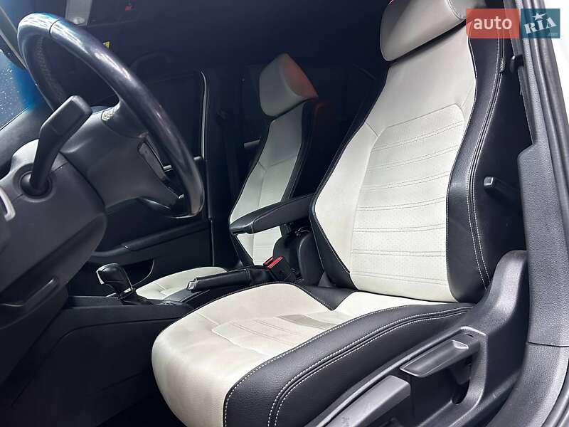 Седан Volkswagen Jetta 2015 в Чернівцях фото 10 Седан Volkswagen Jetta 2015 в Чернівцях