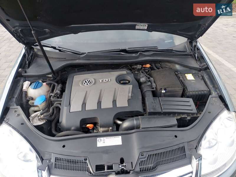 Седан Volkswagen Jetta 2009 в Новоукраїнці фото 53 Седан Volkswagen Jetta 2009 в Новоукраїнці