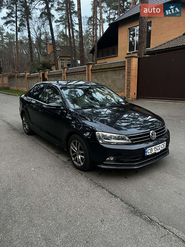 Седан Volkswagen Jetta 2016 в Чернігові фото Седан Volkswagen Jetta 2016 в Чернігові