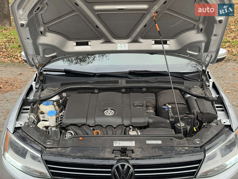 Седан Volkswagen Jetta 2011 в Кривом Роге фото 25 Седан Volkswagen Jetta 2011 в Кривом Роге
