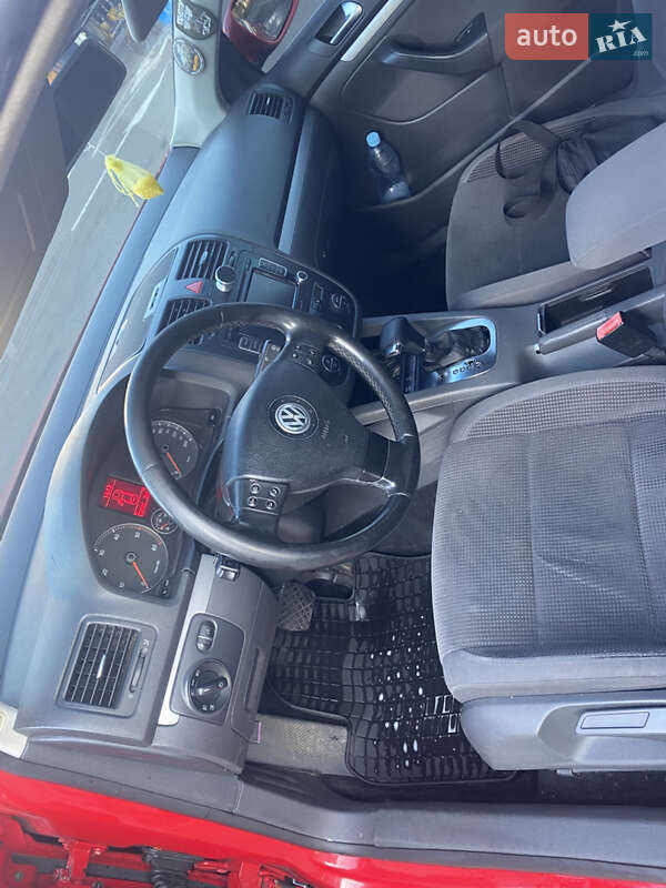 Седан Volkswagen Jetta 2009 в Києві