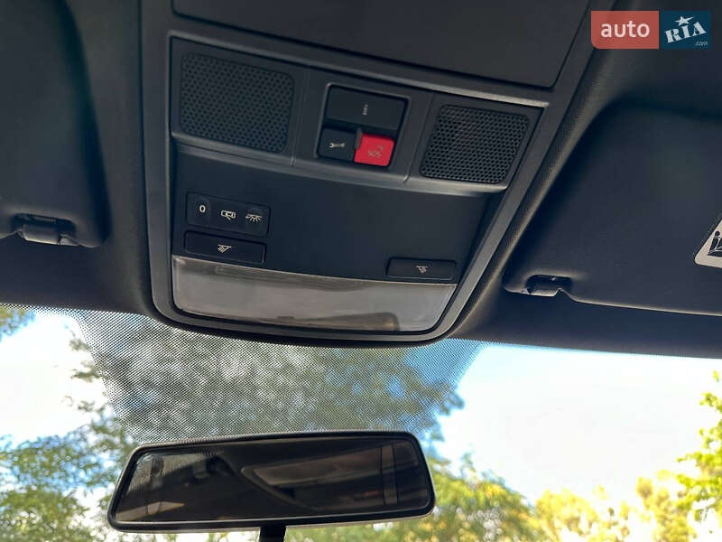 Седан Volkswagen Jetta 2015 в Киеве фото 12 Седан Volkswagen Jetta 2015 в Киеве