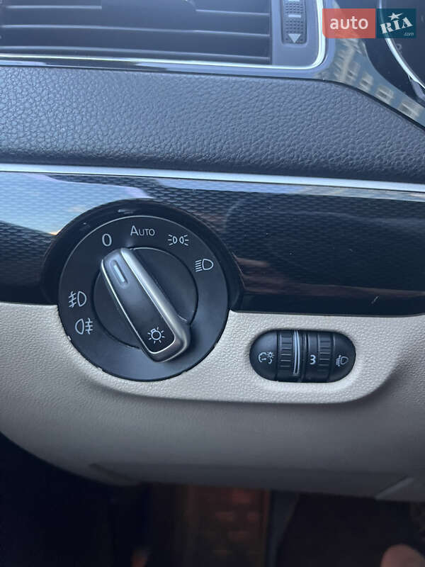 Седан Volkswagen Jetta 2016 в Чернигове