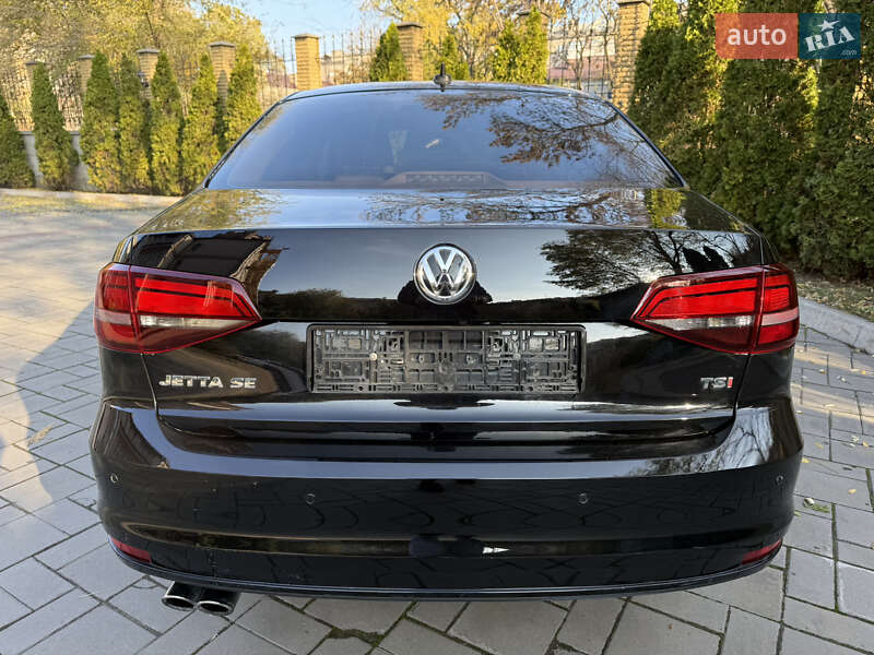 Седан Volkswagen Jetta 2016 в Запорожье