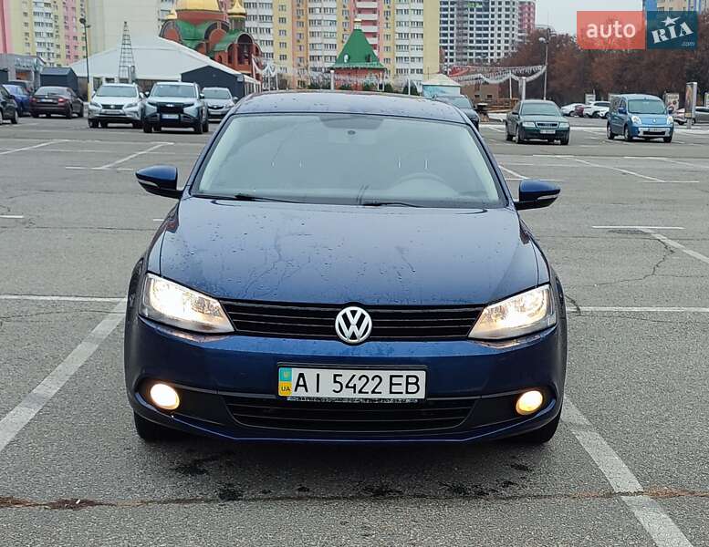 Седан Volkswagen Jetta 2011 в Броварах фото 3 Седан Volkswagen Jetta 2011 в Броварах