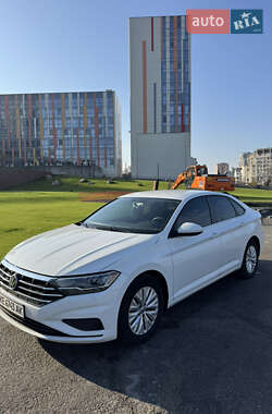 Седан Volkswagen Jetta 2018 в Дніпрі