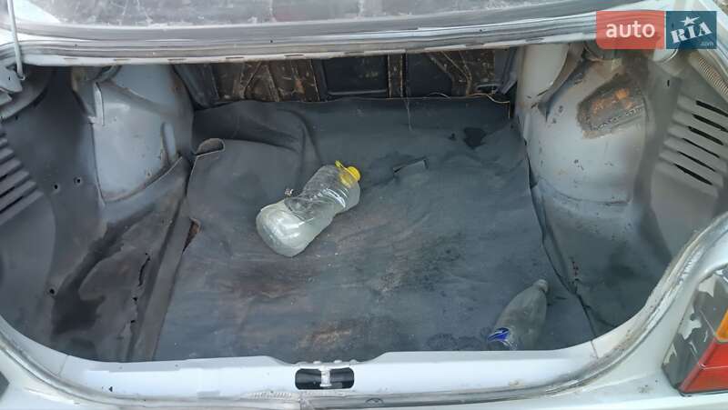 Седан Volkswagen Jetta 1985 в Надворной