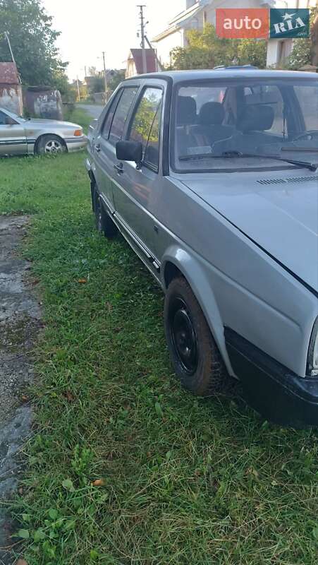 Седан Volkswagen Jetta 1985 в Надворной