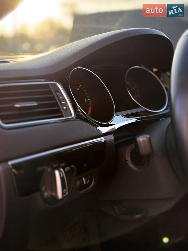 Седан Volkswagen Jetta 2014 в Одесі фото 11 Седан Volkswagen Jetta 2014 в Одесі