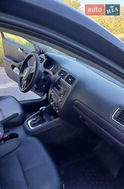 Седан Volkswagen Jetta 2014 в Светловодске