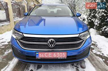 Седан Volkswagen Jetta 2023 в Львові