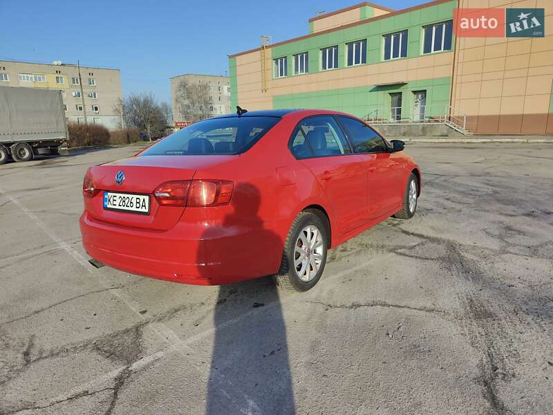 Седан Volkswagen Jetta 2013 в Верхнеднепровске