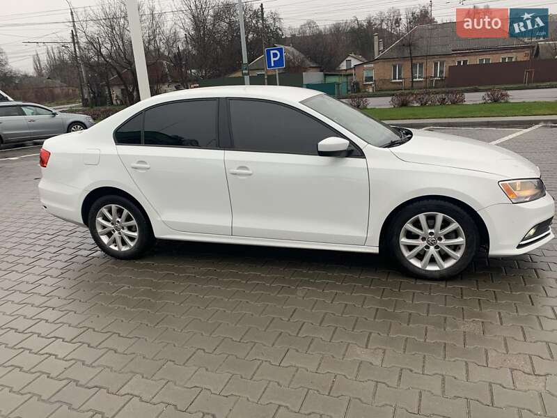 Седан Volkswagen Jetta 2015 в Виннице