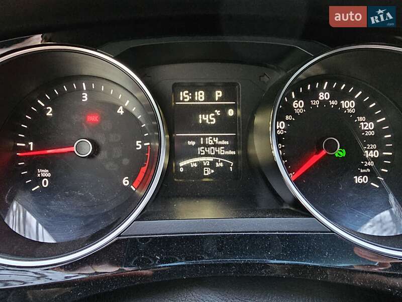 Седан Volkswagen Jetta 2015 в Харькове