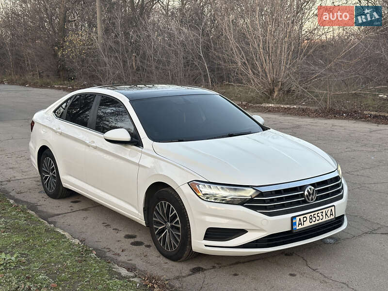 Volkswagen Jetta 2019