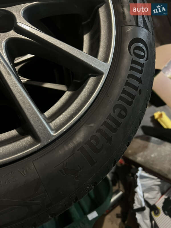 Седан Volkswagen Jetta 2011 в Чернигове