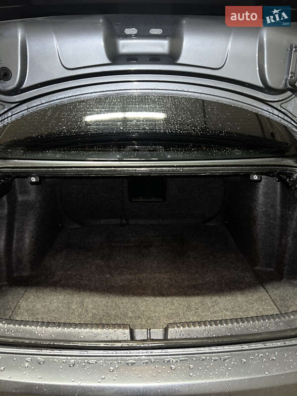 Седан Volkswagen Jetta 2011 в Чернигове