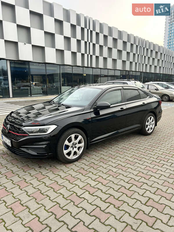 Седан Volkswagen Jetta 2018 в Одессе фото Седан Volkswagen Jetta 2018 в Одессе
