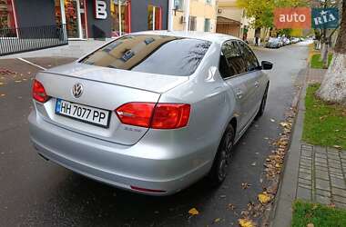 Седан Volkswagen Jetta 2011 в Одесі