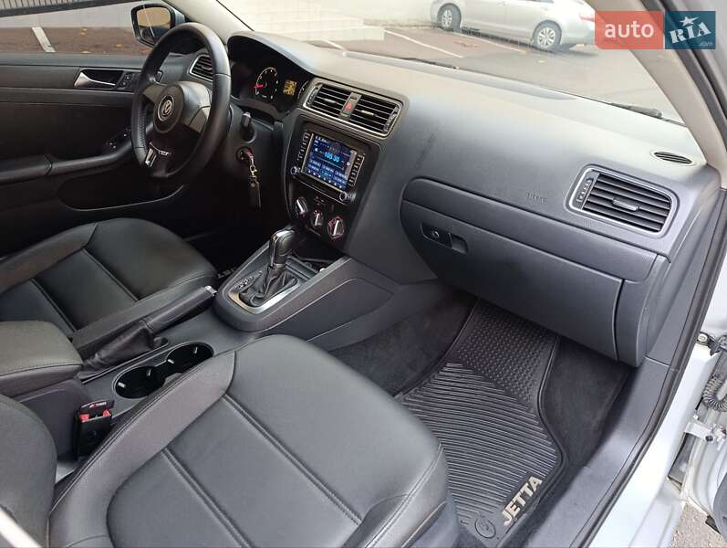 Седан Volkswagen Jetta 2011 в Одессе фото 22 Седан Volkswagen Jetta 2011 в Одессе