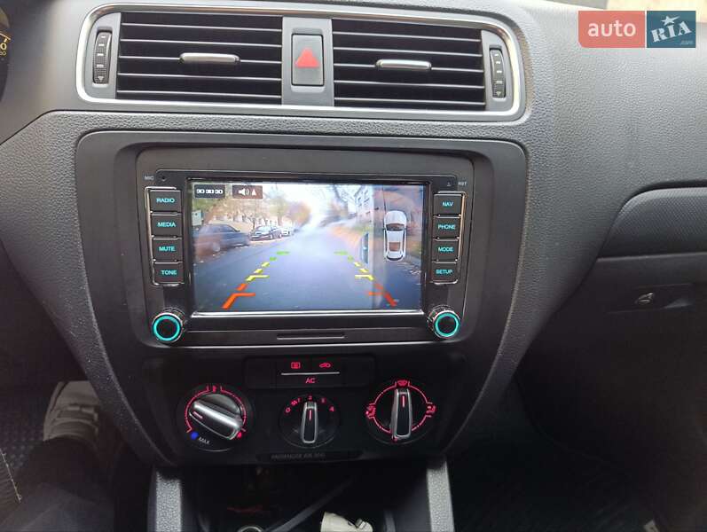 Седан Volkswagen Jetta 2011 в Одессе фото 25 Седан Volkswagen Jetta 2011 в Одессе