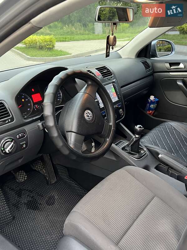 Седан Volkswagen Jetta 2008 в Ивано-Франковске