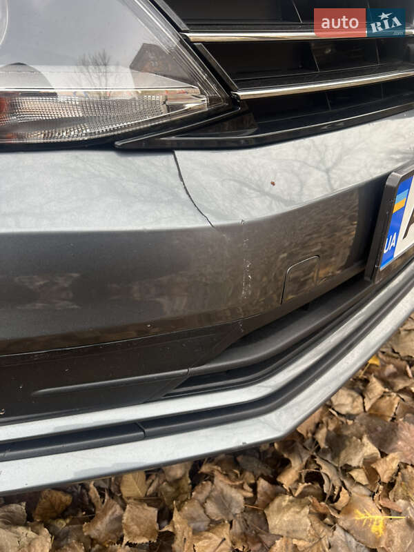 Седан Volkswagen Jetta 2015 в Кривом Роге