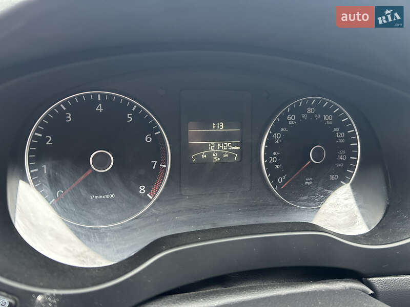 Седан Volkswagen Jetta 2013 в Києві фото 7 Седан Volkswagen Jetta 2013 в Києві