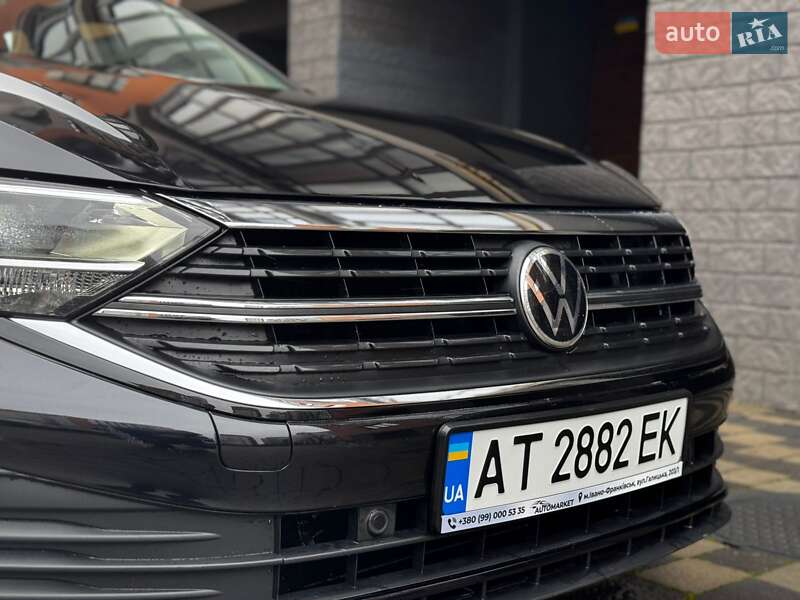 Седан Volkswagen Jetta 2022 в Ивано-Франковске