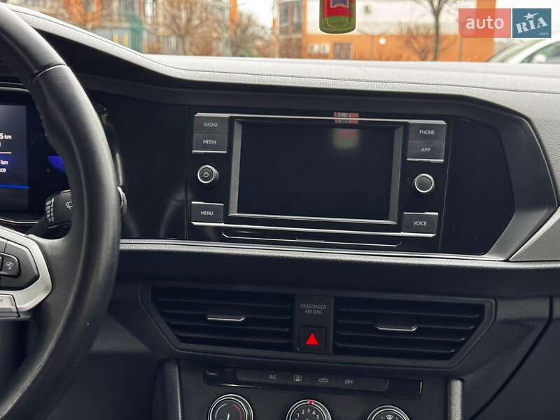 Седан Volkswagen Jetta 2022 в Ивано-Франковске