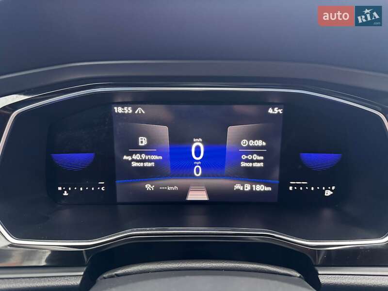 Седан Volkswagen Jetta 2022 в Ивано-Франковске