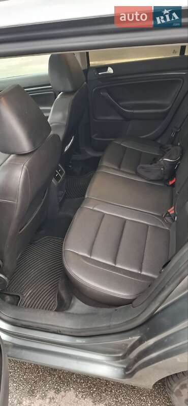 Універсал Volkswagen Jetta 2014 в Бучі