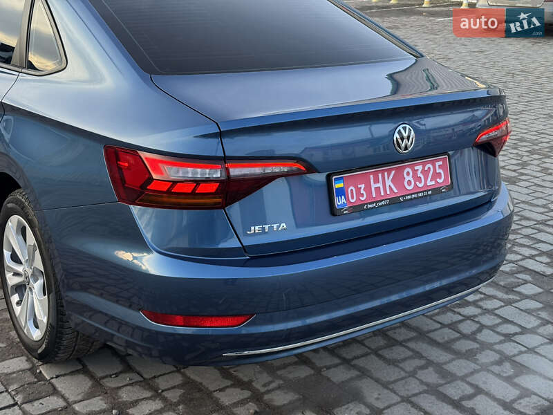 Седан Volkswagen Jetta 2018 в Ковелі