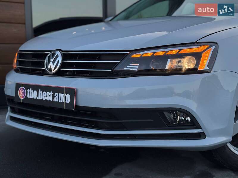 Седан Volkswagen Jetta 2017 в Ровно фото 6 Седан Volkswagen Jetta 2017 в Ровно