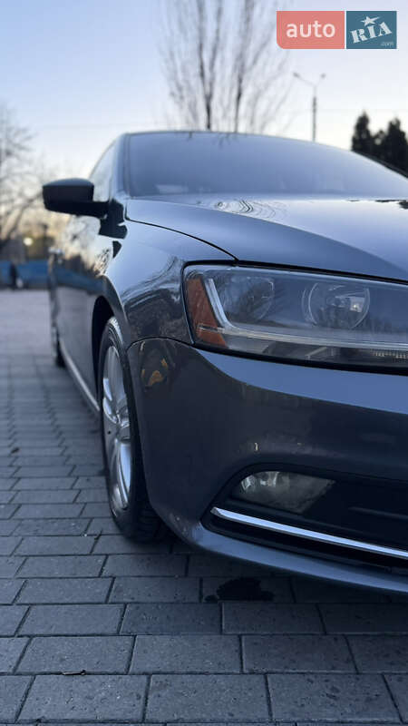 Седан Volkswagen Jetta 2017 в Дніпрі