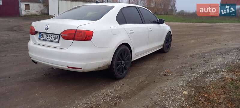 Седан Volkswagen Jetta 2012 в Сумах