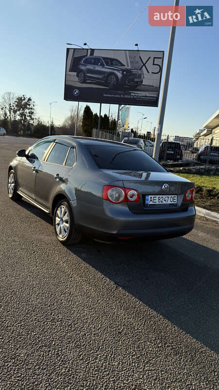 Седан Volkswagen Jetta 2008 в Полтаве