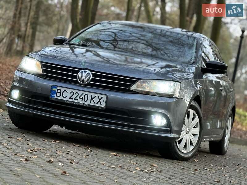 Седан Volkswagen Jetta 2015 в Львове фото 4 Седан Volkswagen Jetta 2015 в Львове