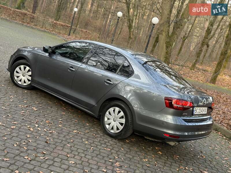 Седан Volkswagen Jetta 2015 в Львове фото 15 Седан Volkswagen Jetta 2015 в Львове