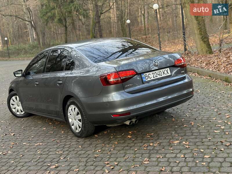 Седан Volkswagen Jetta 2015 в Львове фото 19 Седан Volkswagen Jetta 2015 в Львове
