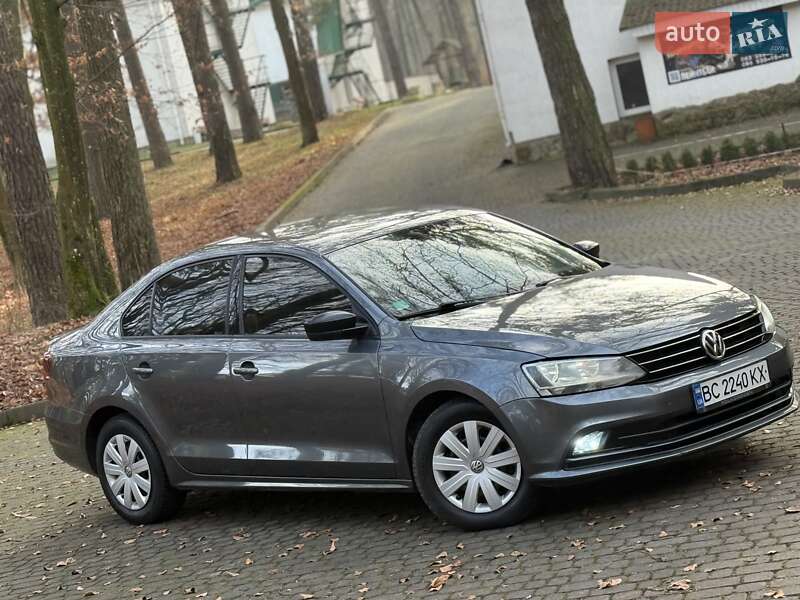 Седан Volkswagen Jetta 2015 в Львове фото 30 Седан Volkswagen Jetta 2015 в Львове