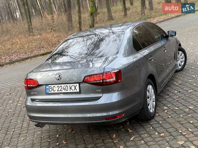 Седан Volkswagen Jetta 2015 в Львове фото 38 Седан Volkswagen Jetta 2015 в Львове