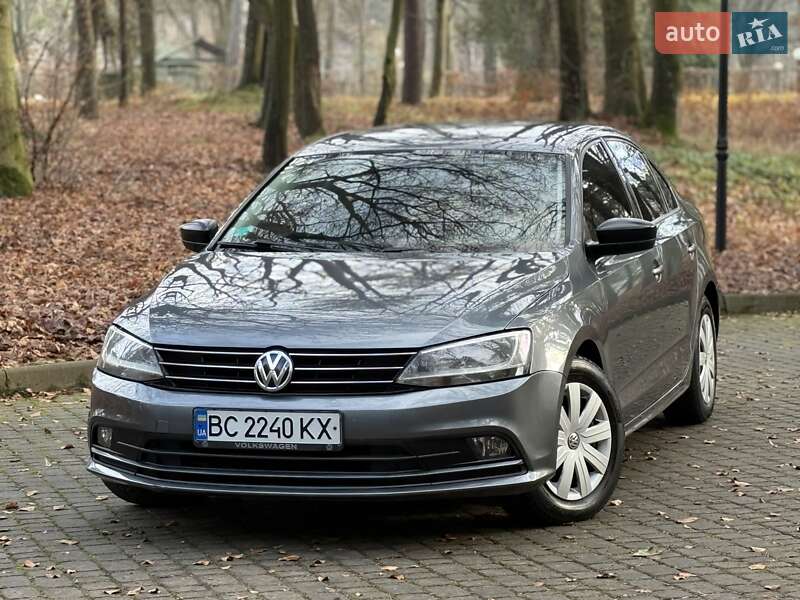 Седан Volkswagen Jetta 2015 в Львове фото 42 Седан Volkswagen Jetta 2015 в Львове
