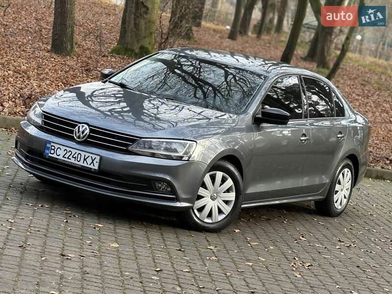 Седан Volkswagen Jetta 2015 в Львове фото 46 Седан Volkswagen Jetta 2015 в Львове
